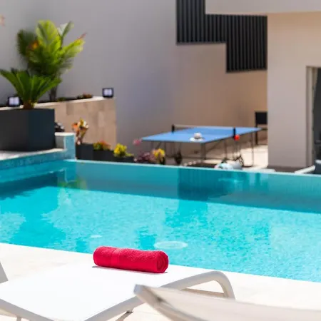 Infinity Almendro, Bbq, Heated Private Swimming Pool! Vila Costa Adeje (Tenerife)
