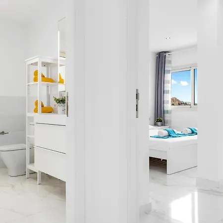 Infinity Almendro, Bbq, Heated Private Swimming Pool!