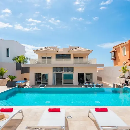 Infinity Almendro, Bbq, Heated Private Swimming Pool! Vila