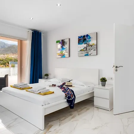 Infinity Almendro, Bbq, Heated Private Swimming Pool! Vila Costa Adeje (Tenerife)