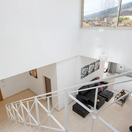 Vila Infinity Almendro, Bbq, Heated Private Swimming Pool!
