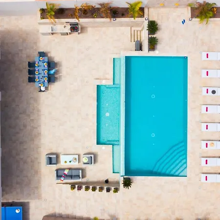 Infinity Almendro, Bbq, Heated Private Swimming Pool! ヴィラ アデヘ