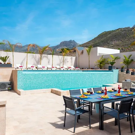 Infinity Almendro, Bbq, Heated Private Swimming Pool! アデヘ